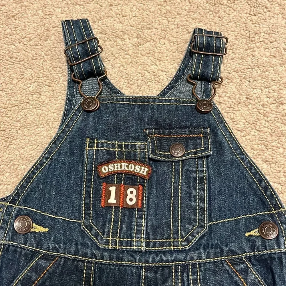 OSHKOSH BOYS SIZE 9 MONTHS OVERALLS